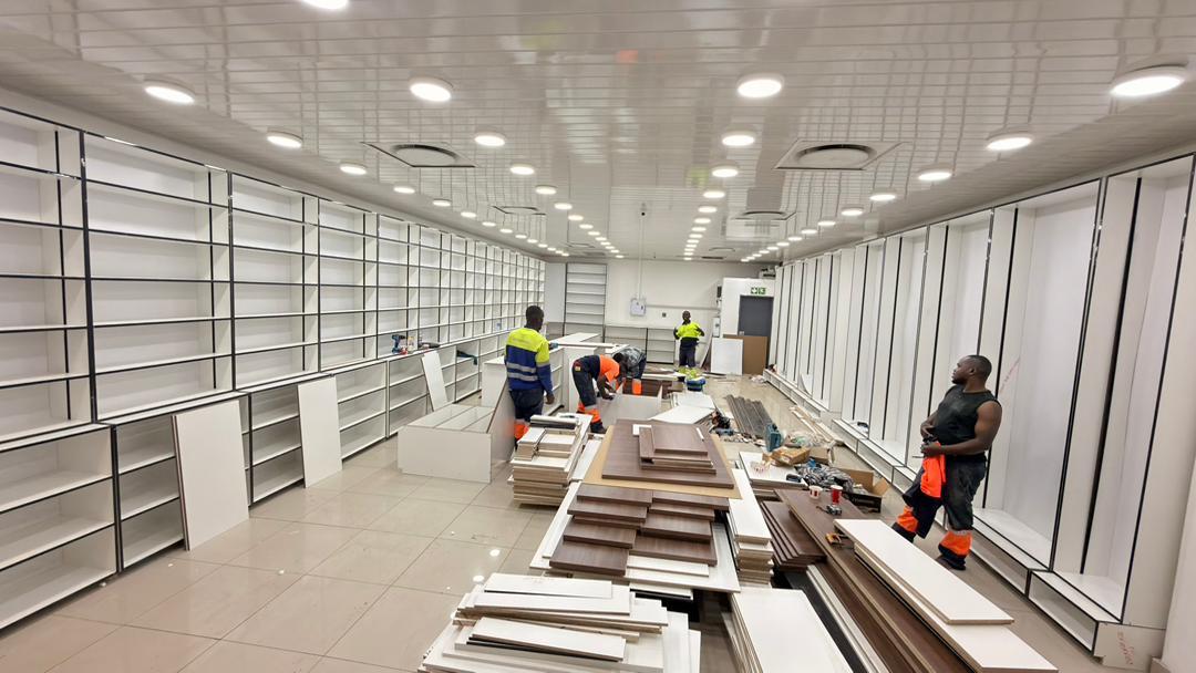 FAIR & WHITE (MANDA HILL)